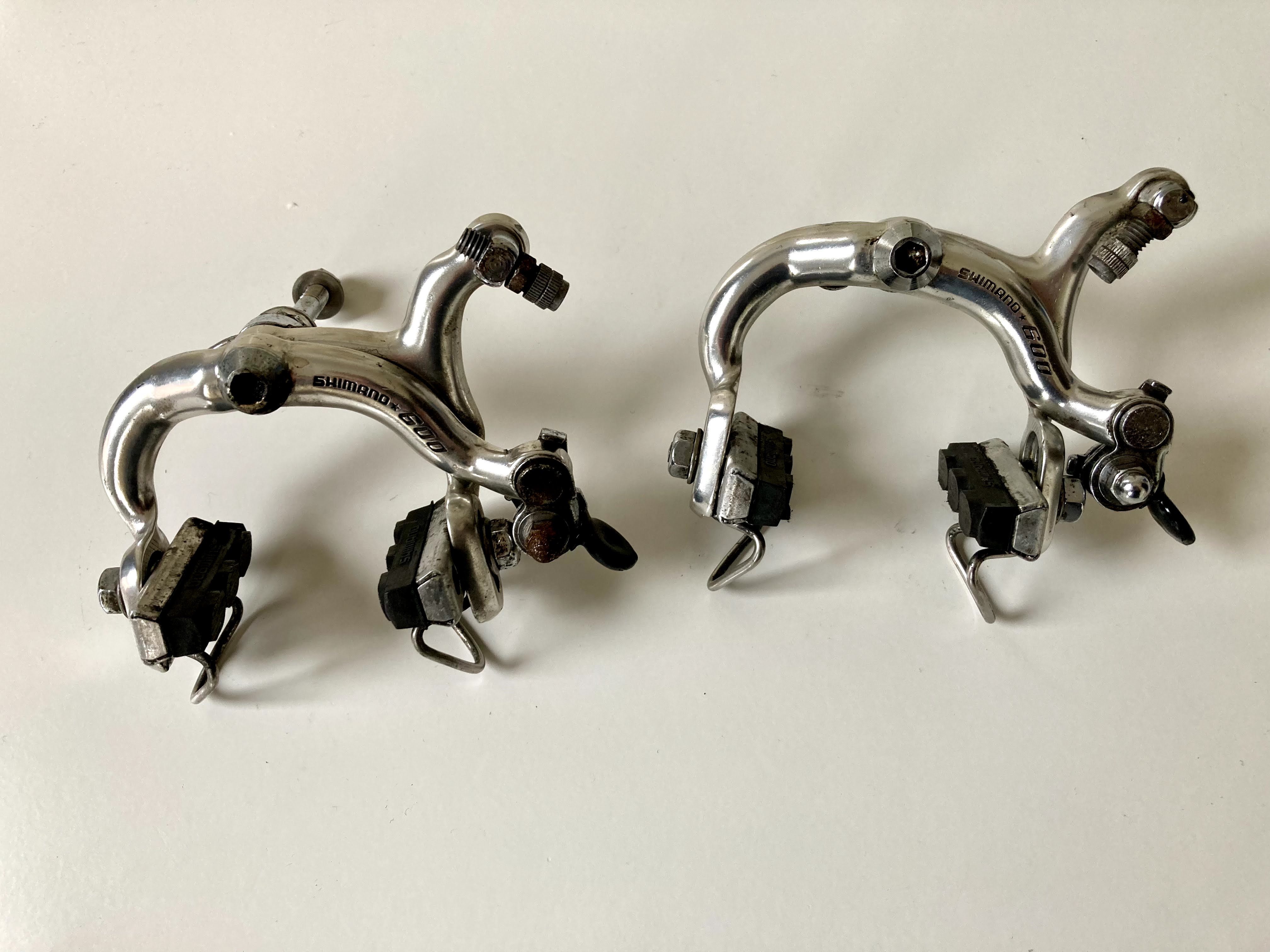 Shimano 600 arabesque dans dérailleurs arrière pour vélo Shimano 600 arabesque dans dérailleurs arrière pour vélo