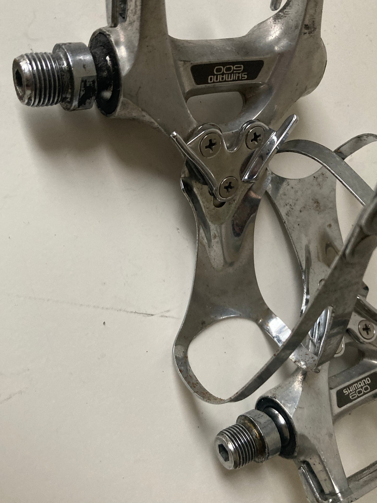 Shimano 600 EX Pedals with clips