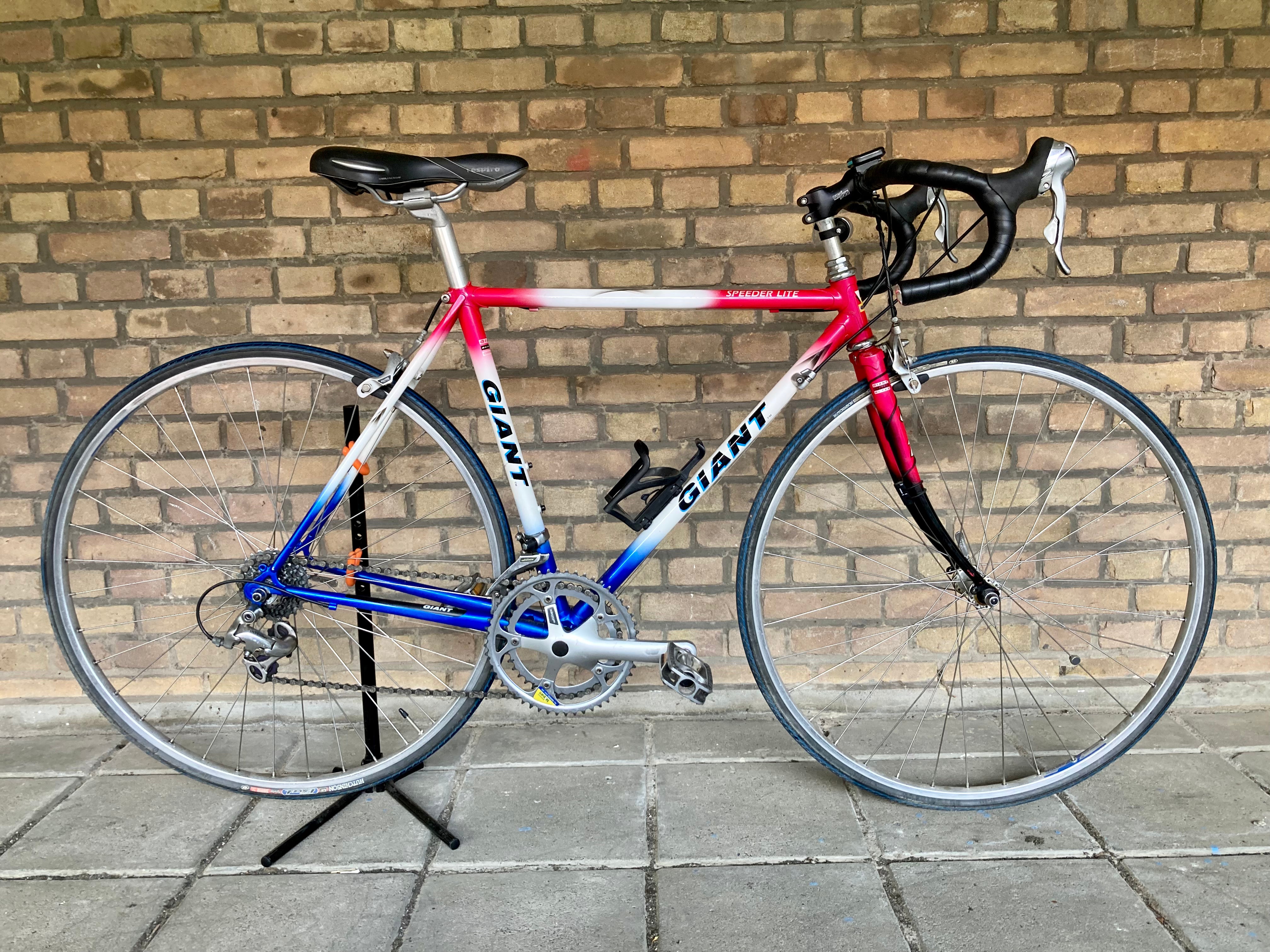 Giant Speeder Lite 52cm Shimano 105 – Retro Bike Rotterdam