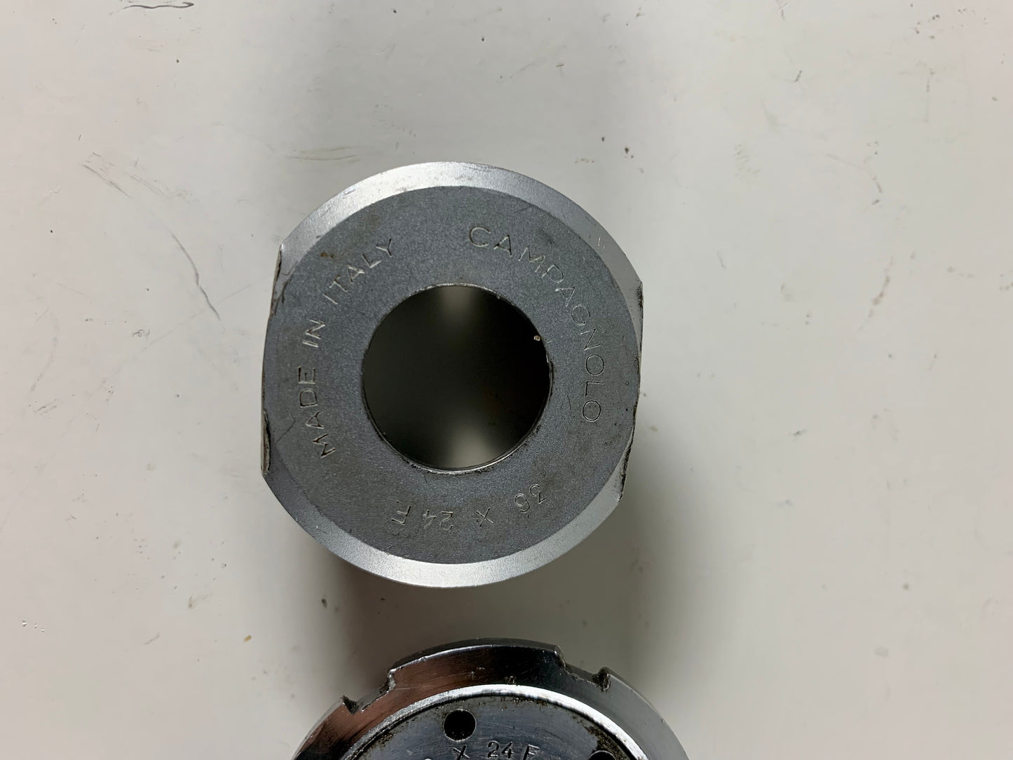 Campagnolo bottom bracket fixed and removable cup and lockring