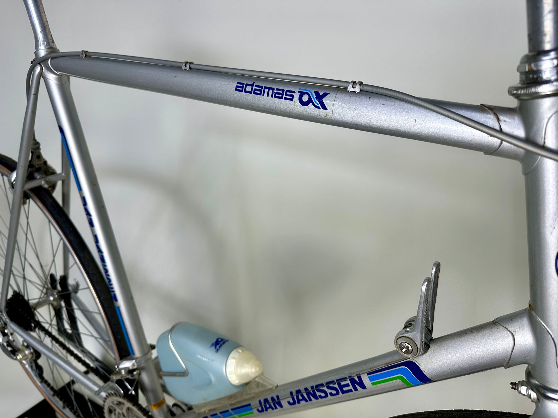 Shimano Adamas AX FD-AD10 Front Derailleur Umwerfer 28.6 (Gebraucht) in Luzern für CHF 17 – mit Lieferung auf kaufen Shimano Adamas AX FD-AD10 Front Derailleur Umwerfer 28.6 (Gebraucht) in Luzern für CHF 17 – mit Lieferung auf kaufen