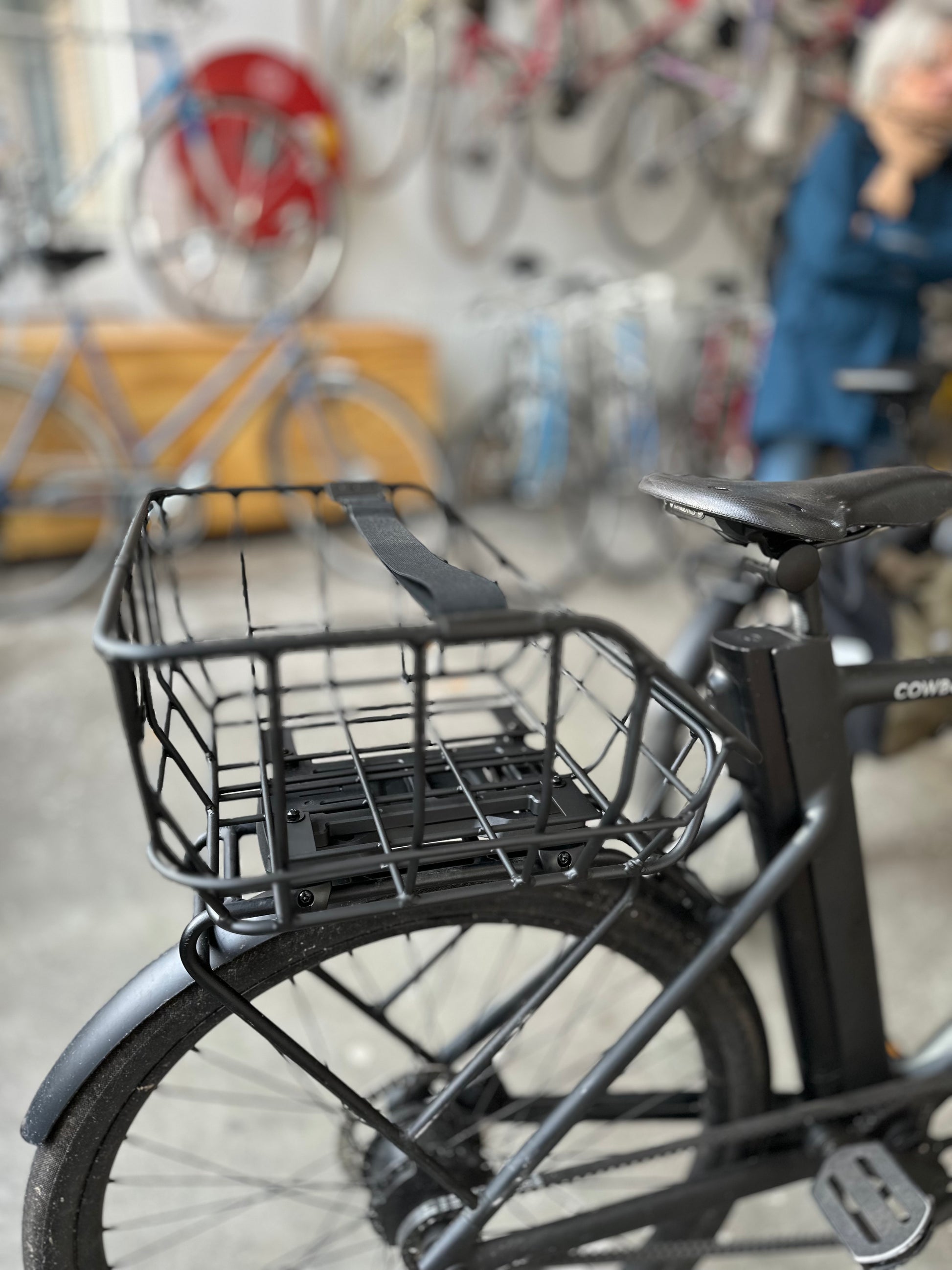basil fahrradtasche portland Basil Portland basket MIK silver or black – Retro Bike Rotterdam