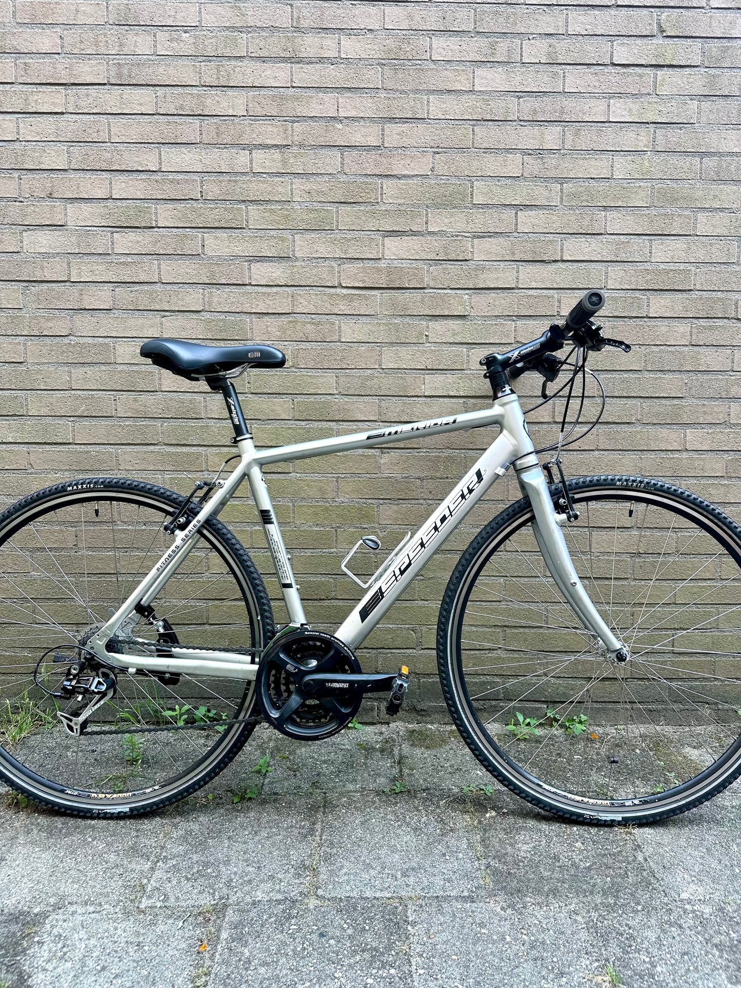 Merida Speeder M