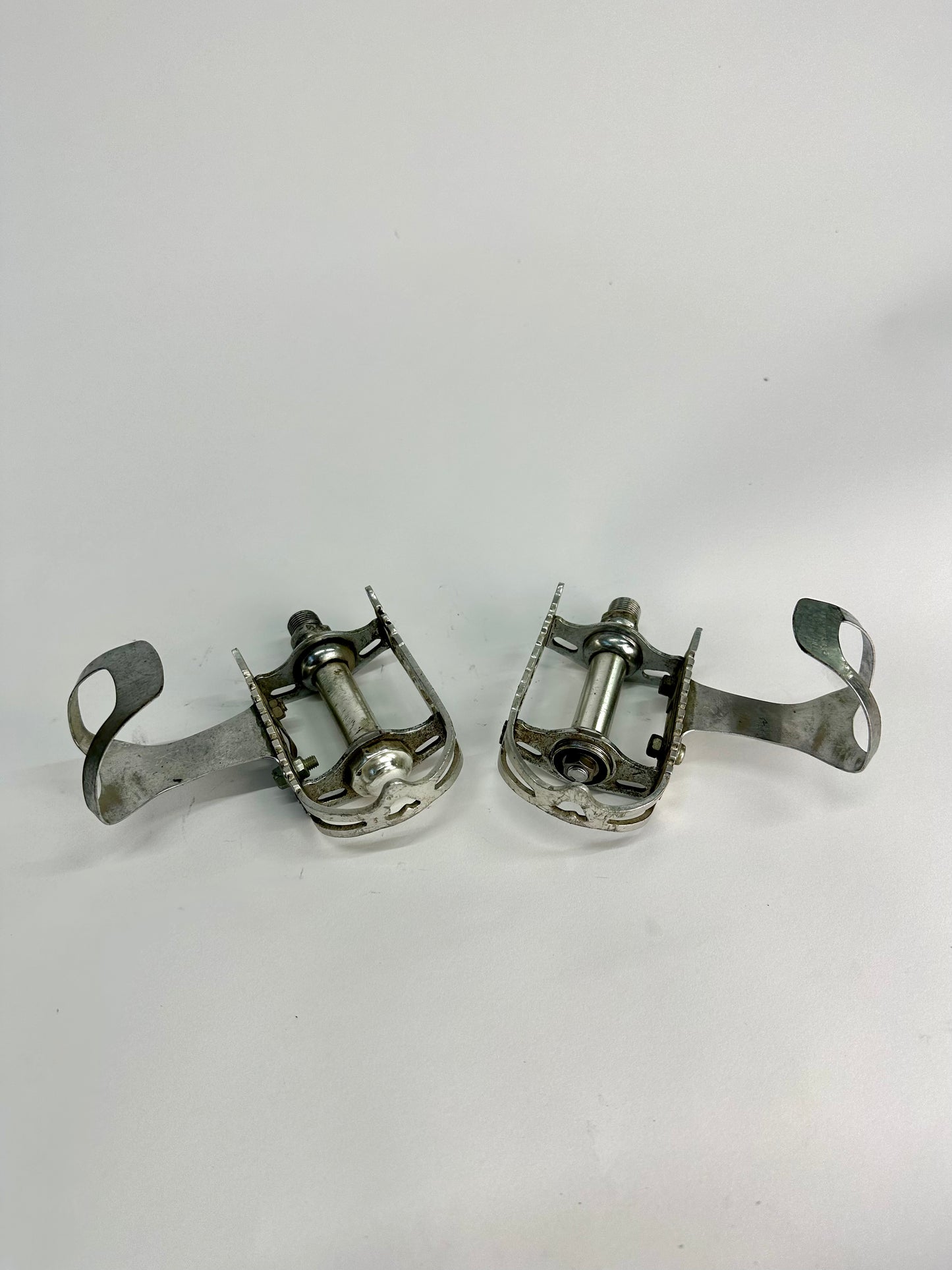 Kyokuto Top-Run pedals with half toe clips