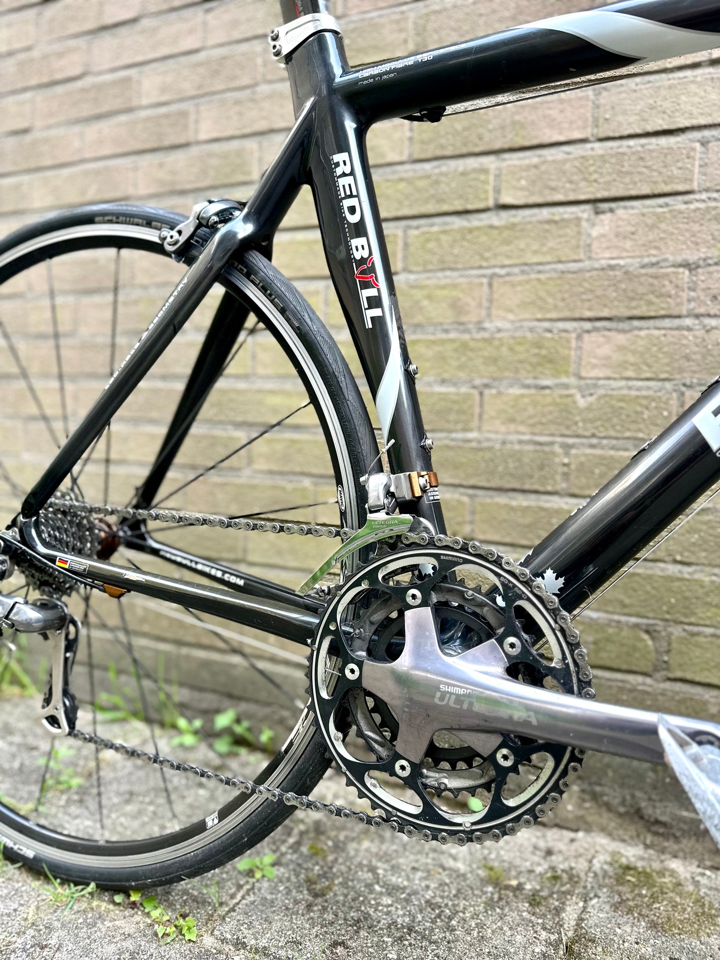 Red Bull (Rose) Carbon Pro 56cm Ultegra 10s