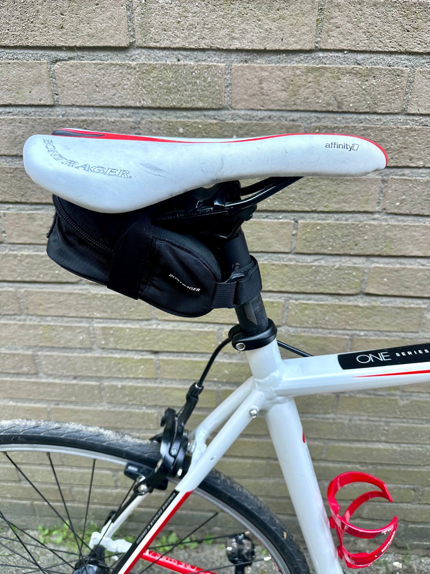 2015 Trek Alpha 1.2 560m Claris 8s