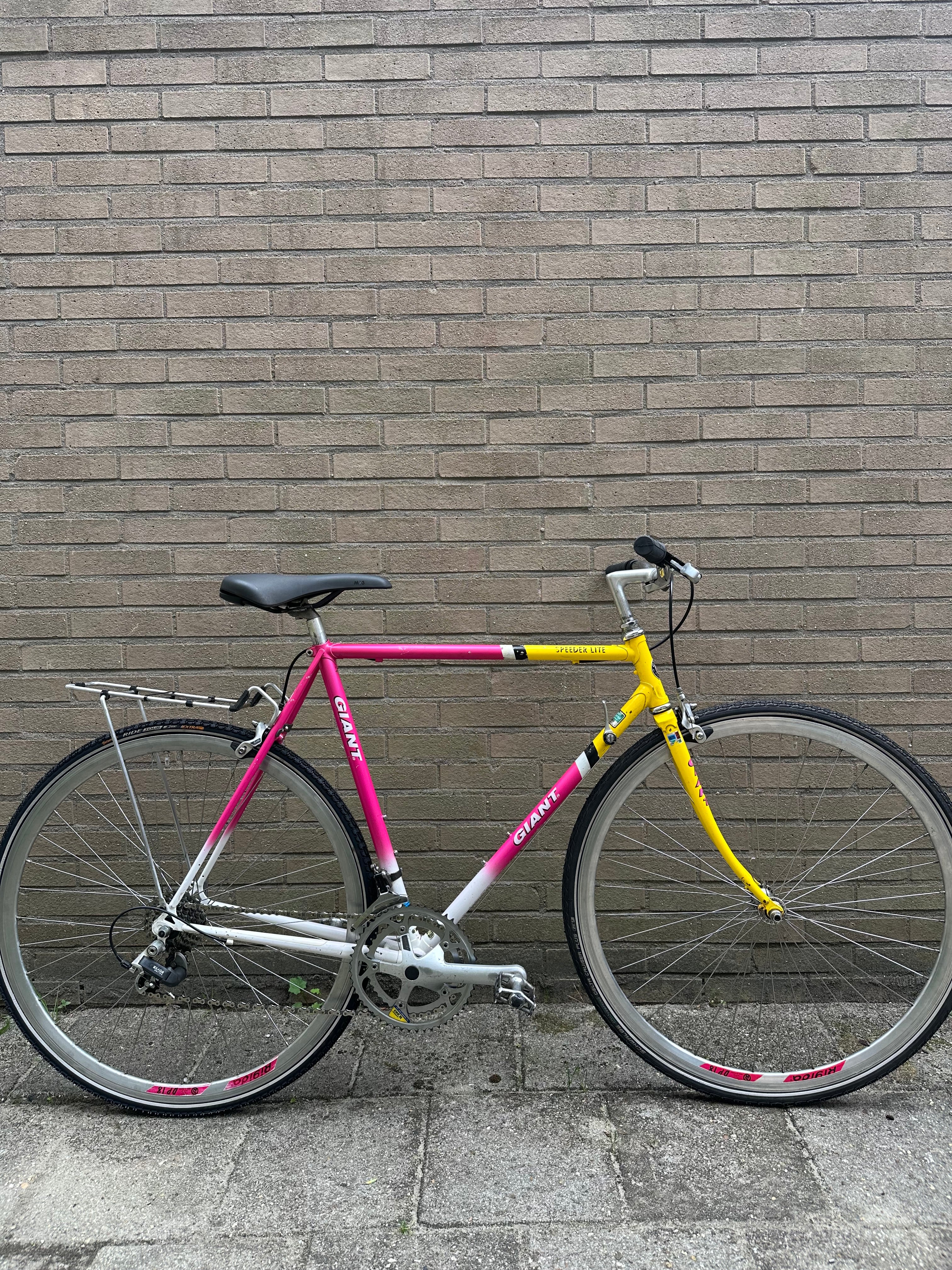 Giant Speeder Lite 56cm €220 – Retro Bike Rotterdam