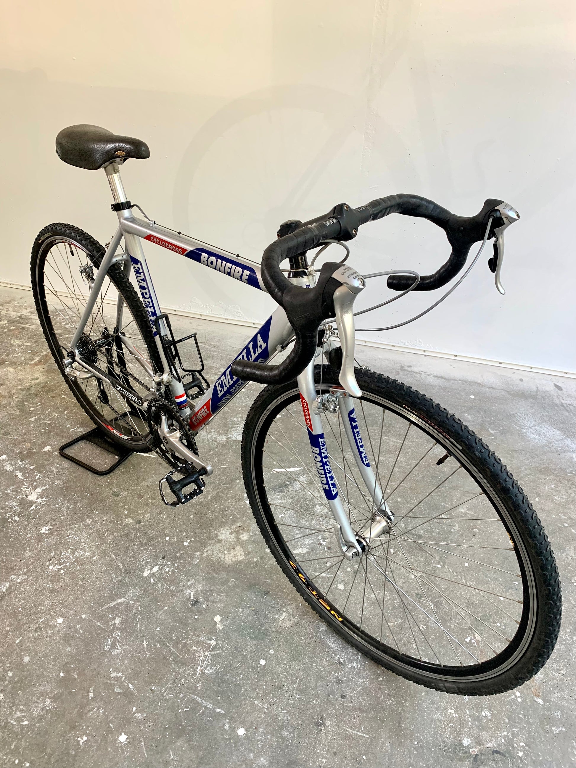empella rennrad Empella Bonfire Gravel Bike 54cm* – Retro Bike Rotterdam
