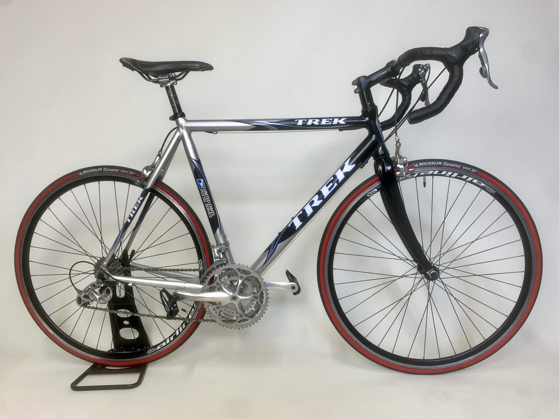 TREK ロードバイク 2.3 Shimano 105 トレック TREK マドン MADONE 2.3 TREK ロードバイク 2.3 Shimano 105 トレック TREK マドン MADONE 2.3