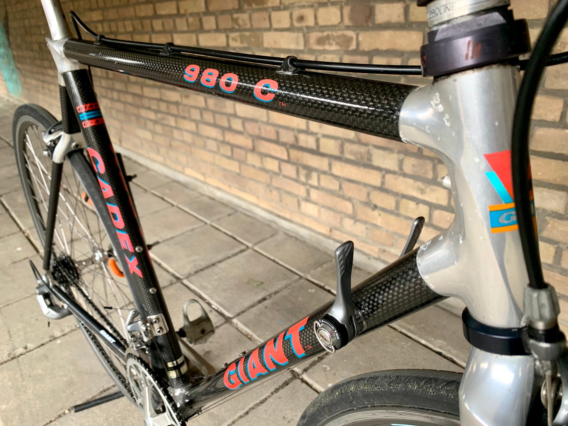 Giant Cadex 980C 52cm Shimano 105 €350 – Retro Bike Rotterdam Giant Cadex 980C 52cm Shimano 105 €350 – Retro Bike Rotterdam