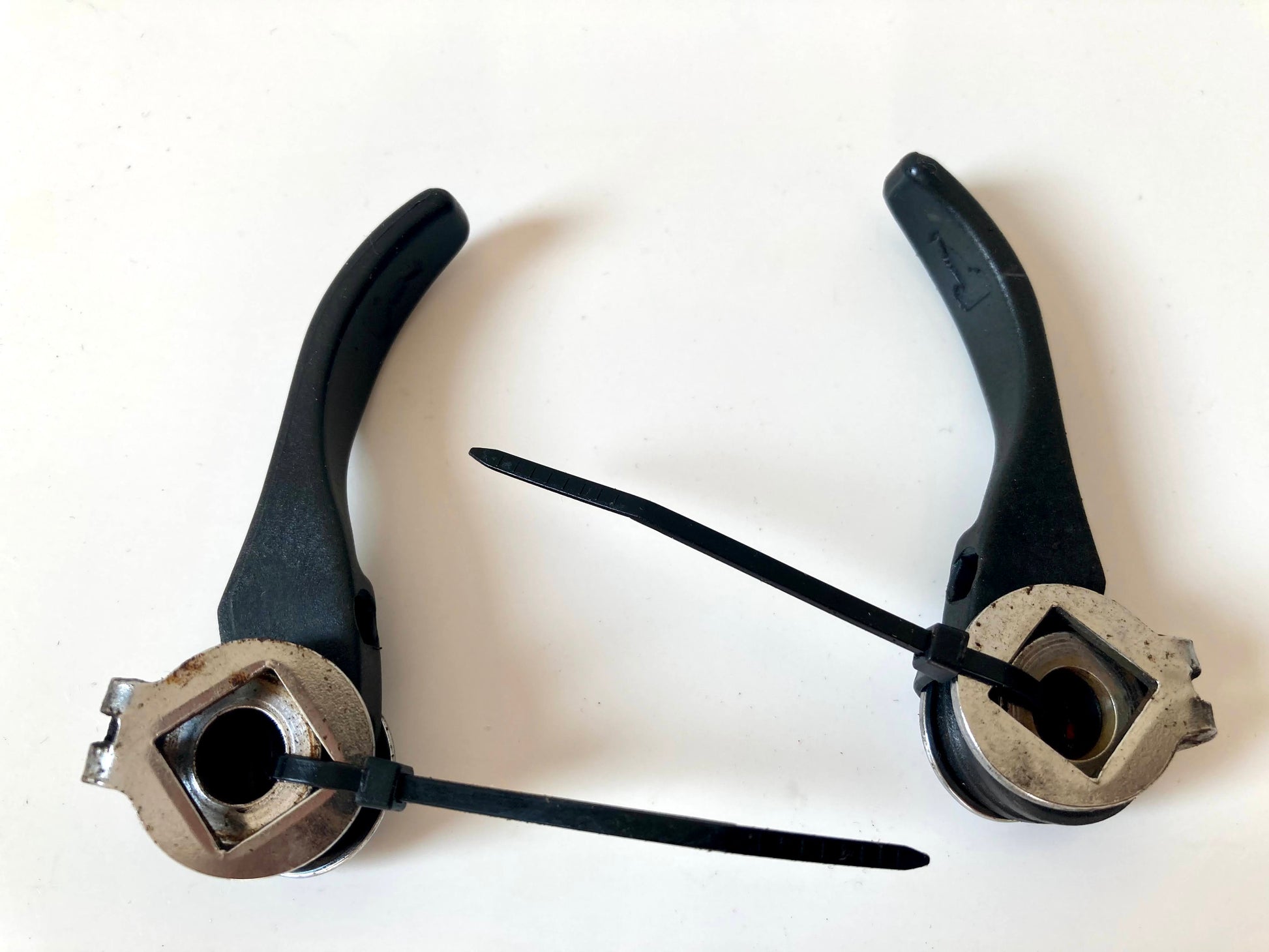 Pommeau De Levier De Vitesse à 5 Vitesses Pour Peugeot 207 Saxo Xsara Xanti 95271012 Pommeau De Levier De Vitesse à 5 Vitesses Pour Peugeot 207 Saxo Xsara Xanti 95271012