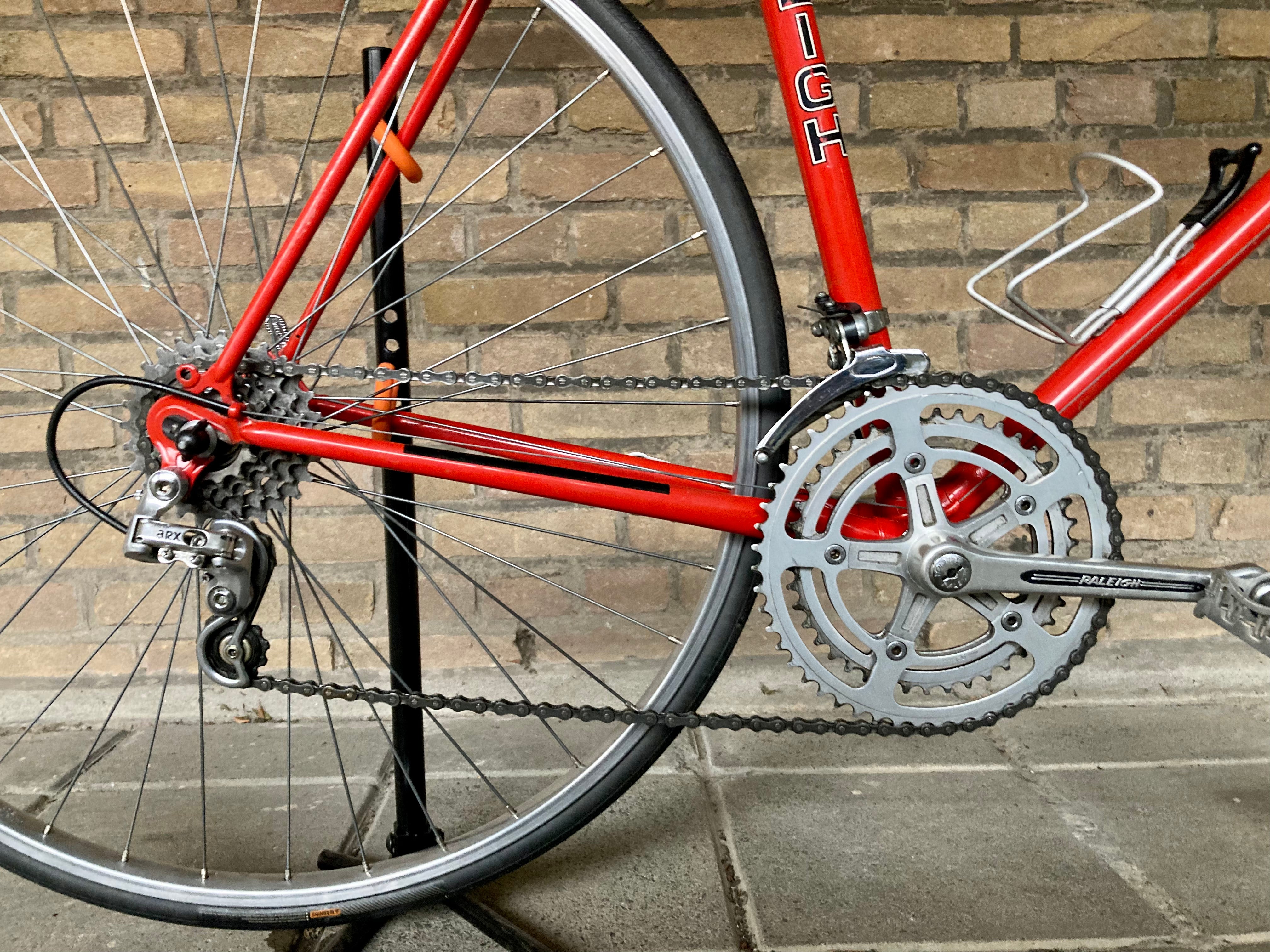 Raleigh 57cm – Retro Bike Rotterdam