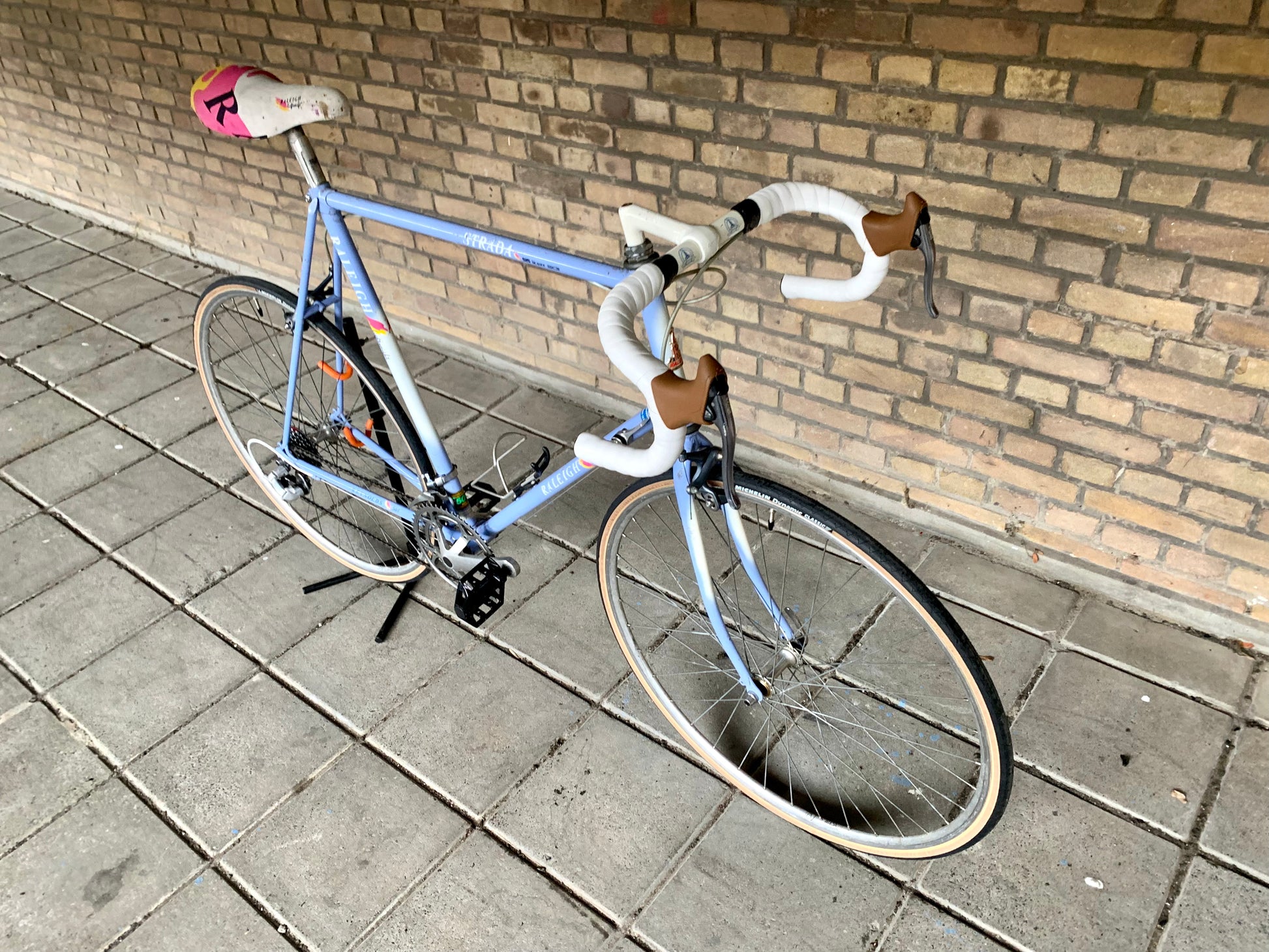 1989 Raleigh Strada 62cm Reynolds 501 – Retro Bike Rotterdam