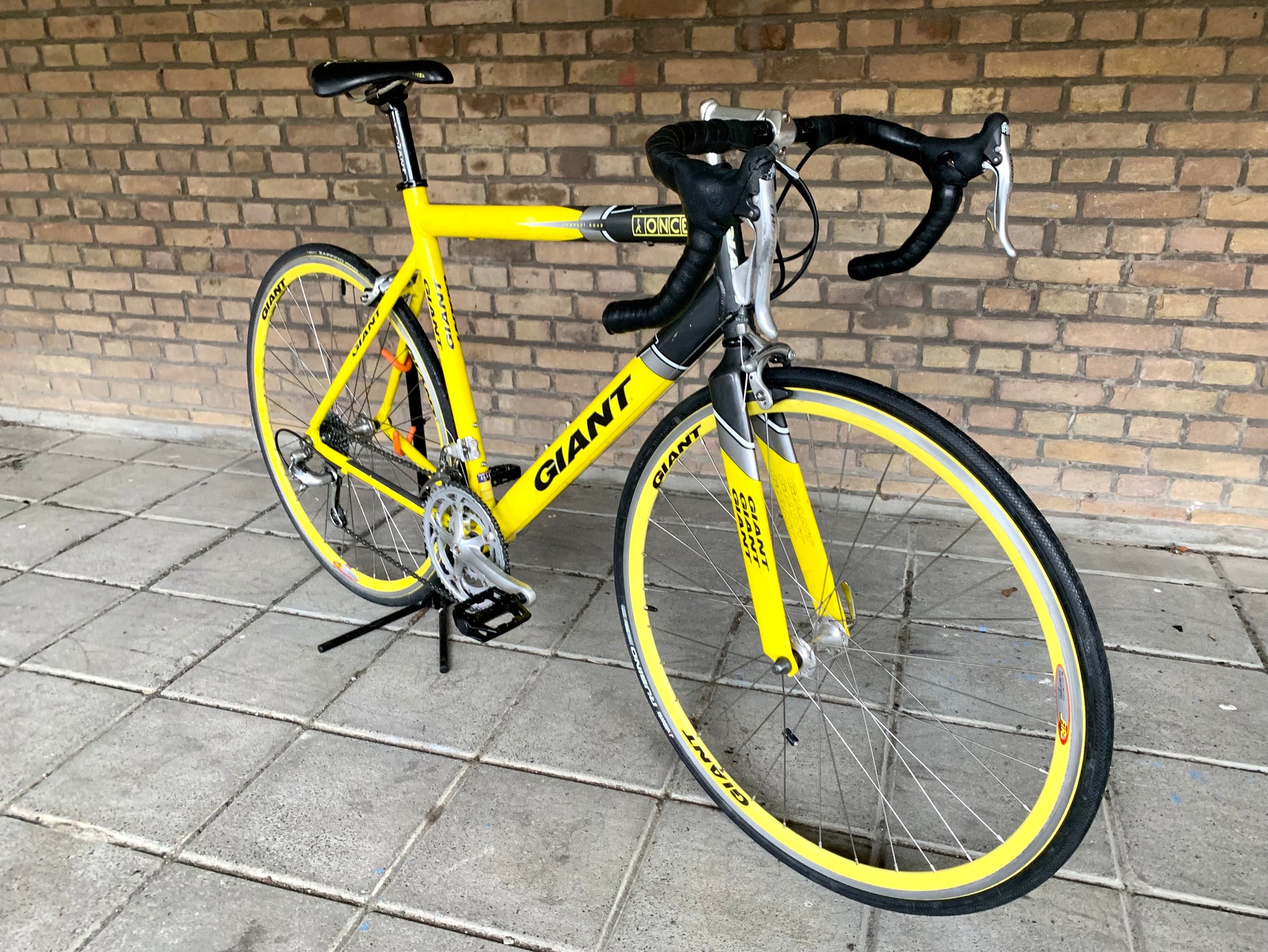 Giant once top road bike