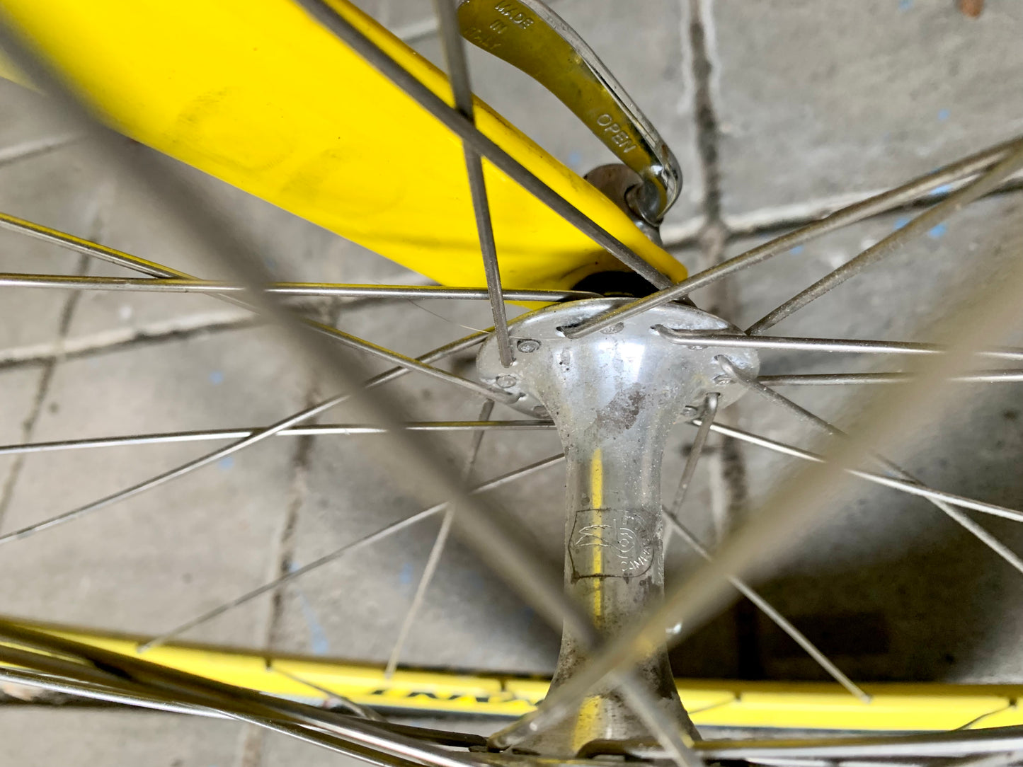 Cadre velo HOOCKER 650 3250g 55.5×56.5cm 124,6mm vintage bike 1.37×/25 Cadre velo HOOCKER 650 3250g 55.5×56.5cm 124,6mm vintage bike 1.37×/25