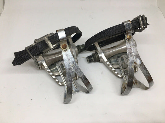 Malliard CxC pedals complete with toeclips